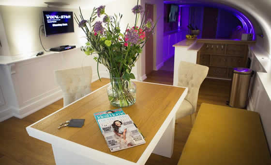 Townhouse Hotel